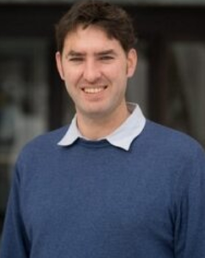Headshot of Daniel Schultz