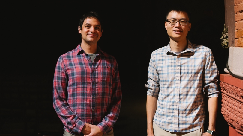 Study co-authors Jeremy Manning, left, and Xinming Xu.