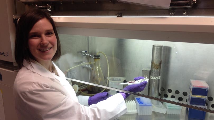 GRAD Alumni Research Award Recipient Megan O'Connnor in her Lab