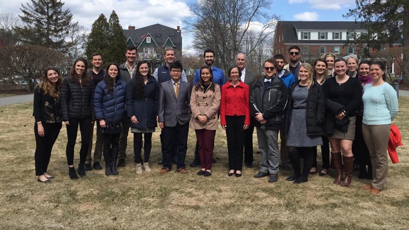 president hanlon lunches with grad leaders